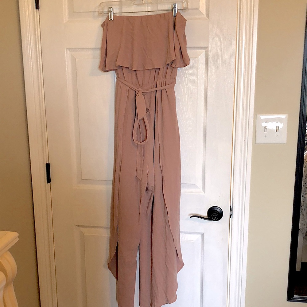 Light Pink, Sleeveless Romper | Size Large